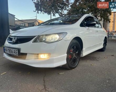 Хонда Цивик 2007 в Одессе на Automoto.ua Белый Хонда Цивик, объемом двигателя 1.34 л и пробегом 227 тыс. км за 5750 $, фото 3 на Automoto.ua