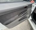 Белый Хонда Цивик, объемом двигателя 1.8 л и пробегом 236 тыс. км за 7000 $, фото 18 на Automoto.ua