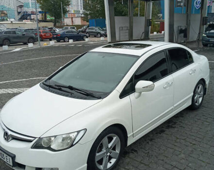 Белый Хонда Цивик, объемом двигателя 1.8 л и пробегом 224 тыс. км за 6100 $, фото 5 на Automoto.ua