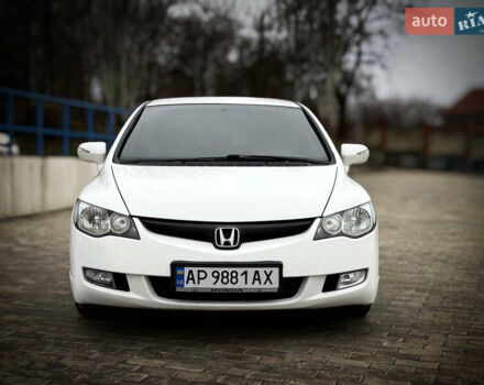 Белый Хонда Цивик, объемом двигателя 1.8 л и пробегом 283 тыс. км за 6000 $, фото 4 на Automoto.ua