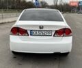 Белый Хонда Цивик, объемом двигателя 1.8 л и пробегом 236 тыс. км за 7000 $, фото 4 на Automoto.ua
