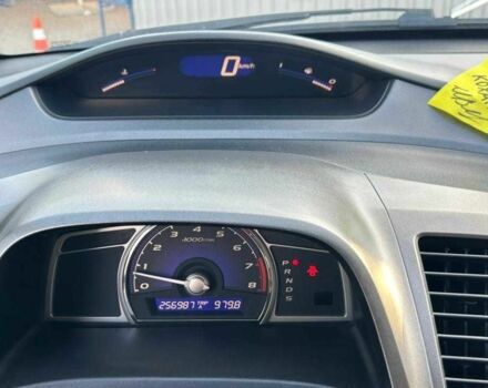 Белый Хонда Цивик, объемом двигателя 1.8 л и пробегом 259 тыс. км за 6300 $, фото 8 на Automoto.ua