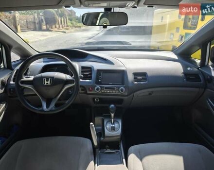 Білий Хонда Сівік, об'ємом двигуна 1.8 л та пробігом 170 тис. км за 7000 $, фото 4 на Automoto.ua