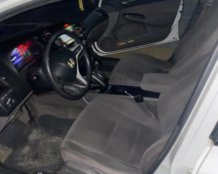 Білий Хонда Сівік, об'ємом двигуна 1.3 л та пробігом 315 тис. км за 4400 $, фото 6 на Automoto.ua