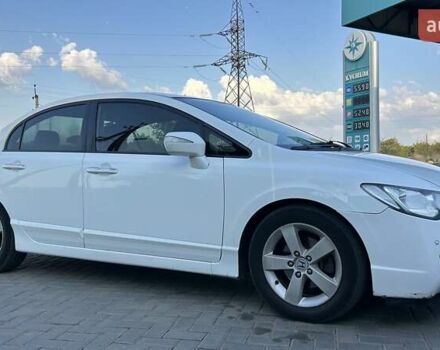 Белый Хонда Цивик, объемом двигателя 1.8 л и пробегом 256 тыс. км за 6300 $, фото 2 на Automoto.ua