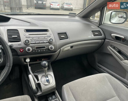 Белый Хонда Цивик, объемом двигателя 1.3 л и пробегом 260 тыс. км за 7500 $, фото 10 на Automoto.ua