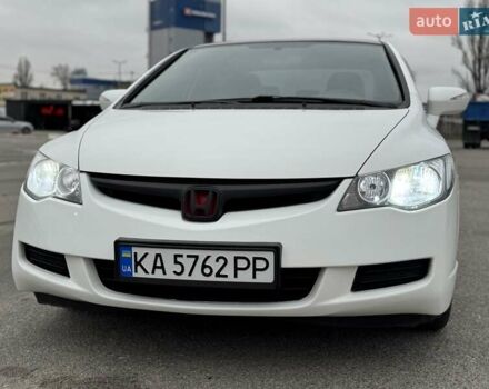 Белый Хонда Цивик, объемом двигателя 1.8 л и пробегом 236 тыс. км за 7000 $, фото 35 на Automoto.ua