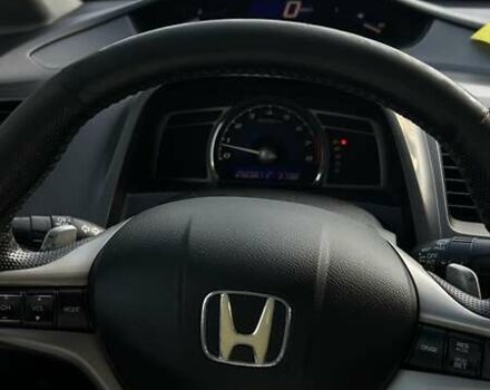 Белый Хонда Цивик, объемом двигателя 1.8 л и пробегом 256 тыс. км за 6300 $, фото 8 на Automoto.ua