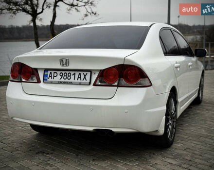 Белый Хонда Цивик, объемом двигателя 1.8 л и пробегом 283 тыс. км за 6000 $, фото 8 на Automoto.ua