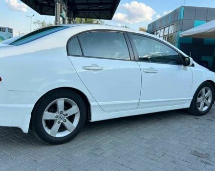 Белый Хонда Цивик, объемом двигателя 1.8 л и пробегом 259 тыс. км за 6300 $, фото 3 на Automoto.ua