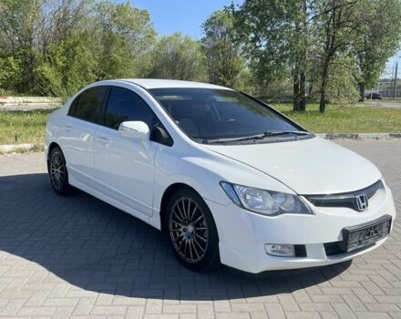 Белый Хонда Цивик, объемом двигателя 1.8 л и пробегом 279 тыс. км за 6700 $, фото 1 на Automoto.ua