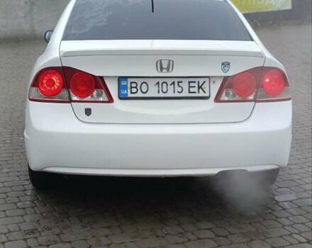 Белый Хонда Цивик, объемом двигателя 1.3 л и пробегом 300 тыс. км за 4850 $, фото 8 на Automoto.ua