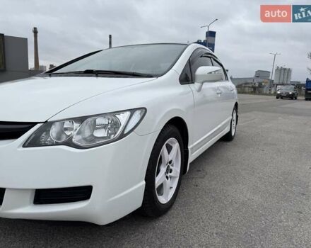 Белый Хонда Цивик, объемом двигателя 1.8 л и пробегом 236 тыс. км за 7000 $, фото 9 на Automoto.ua