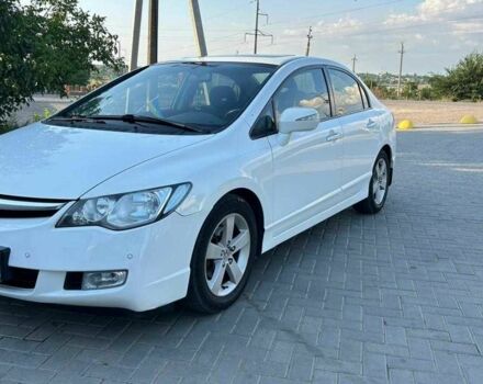 Белый Хонда Цивик, объемом двигателя 1.8 л и пробегом 259 тыс. км за 6300 $, фото 1 на Automoto.ua