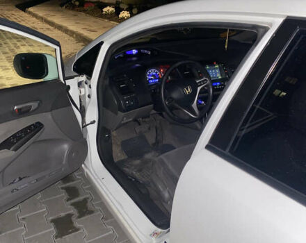 Білий Хонда Сівік, об'ємом двигуна 1.3 л та пробігом 315 тис. км за 4400 $, фото 11 на Automoto.ua