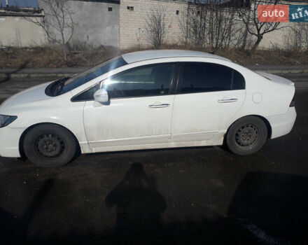 Білий Хонда Сівік, об'ємом двигуна 1.3 л та пробігом 315 тис. км за 4400 $, фото 3 на Automoto.ua