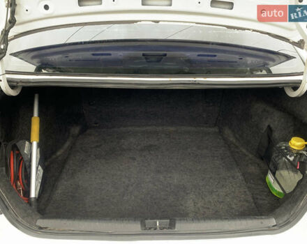 Белый Хонда Цивик, объемом двигателя 1.34 л и пробегом 206 тыс. км за 5950 $, фото 27 на Automoto.ua