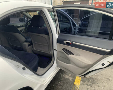 Белый Хонда Цивик, объемом двигателя 1.34 л и пробегом 206 тыс. км за 5950 $, фото 23 на Automoto.ua