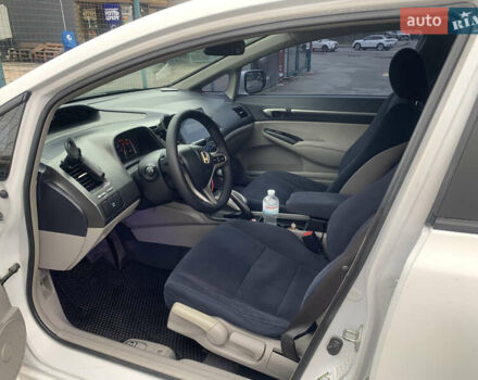 Белый Хонда Цивик, объемом двигателя 1.34 л и пробегом 206 тыс. км за 5950 $, фото 11 на Automoto.ua