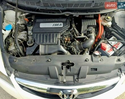 Білий Хонда Сівік, об'ємом двигуна 1.34 л та пробігом 138 тис. км за 7800 $, фото 10 на Automoto.ua