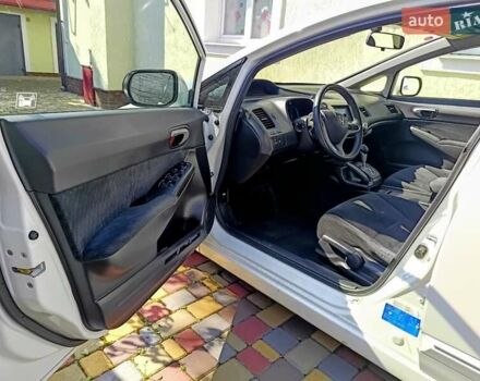 Білий Хонда Сівік, об'ємом двигуна 1.34 л та пробігом 138 тис. км за 7800 $, фото 6 на Automoto.ua