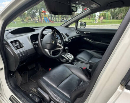Білий Хонда Сівік, об'ємом двигуна 1.34 л та пробігом 183 тис. км за 6800 $, фото 8 на Automoto.ua