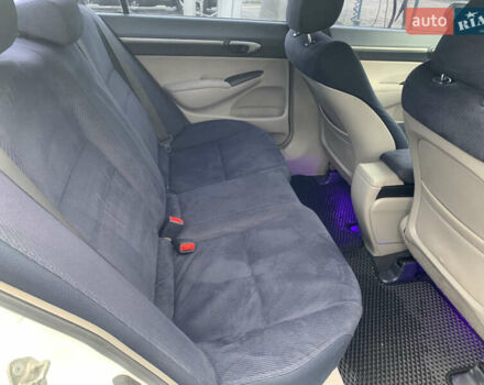 Белый Хонда Цивик, объемом двигателя 1.34 л и пробегом 206 тыс. км за 5950 $, фото 21 на Automoto.ua