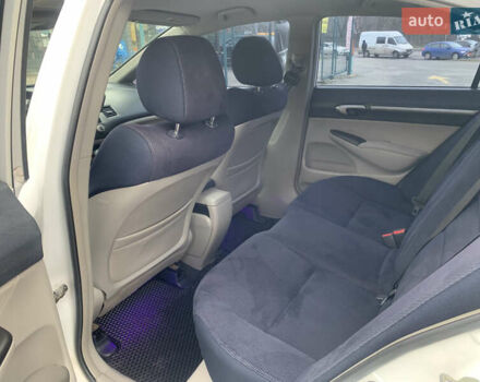 Белый Хонда Цивик, объемом двигателя 1.34 л и пробегом 206 тыс. км за 5950 $, фото 17 на Automoto.ua