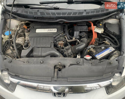 Белый Хонда Цивик, объемом двигателя 1.34 л и пробегом 206 тыс. км за 5950 $, фото 26 на Automoto.ua