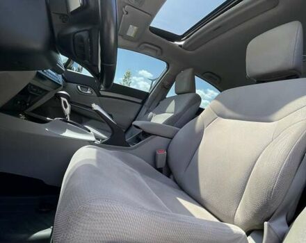 Белый Хонда Цивик, объемом двигателя 1.8 л и пробегом 127 тыс. км за 13500 $, фото 15 на Automoto.ua