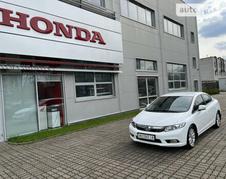 Белый Хонда Цивик, объемом двигателя 1.8 л и пробегом 57 тыс. км за 12300 $, фото 3 на Automoto.ua