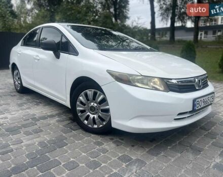 Белый Хонда Цивик, объемом двигателя 1.8 л и пробегом 300 тыс. км за 6999 $, фото 12 на Automoto.ua