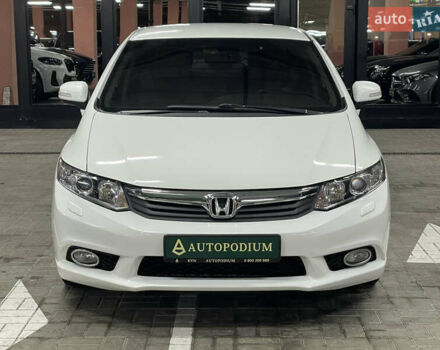 Белый Хонда Цивик, объемом двигателя 1.8 л и пробегом 233 тыс. км за 7999 $, фото 2 на Automoto.ua