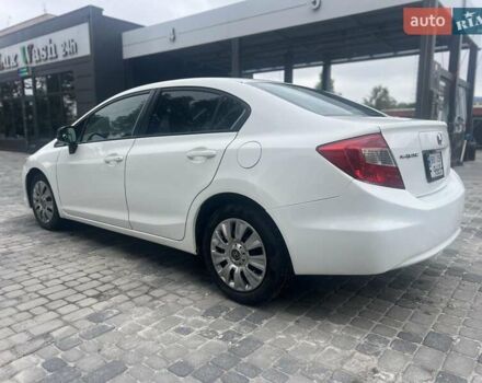 Белый Хонда Цивик, объемом двигателя 1.8 л и пробегом 300 тыс. км за 6999 $, фото 15 на Automoto.ua