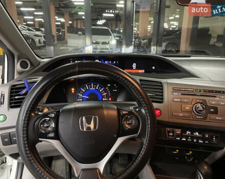 Белый Хонда Цивик, объемом двигателя 1.8 л и пробегом 233 тыс. км за 7999 $, фото 12 на Automoto.ua