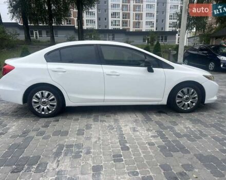 Белый Хонда Цивик, объемом двигателя 1.8 л и пробегом 300 тыс. км за 6999 $, фото 4 на Automoto.ua