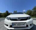 Белый Хонда Цивик, объемом двигателя 1.8 л и пробегом 127 тыс. км за 13500 $, фото 2 на Automoto.ua