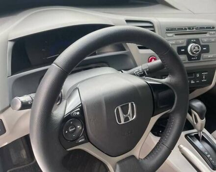 Белый Хонда Цивик, объемом двигателя 1.8 л и пробегом 165 тыс. км за 10500 $, фото 5 на Automoto.ua