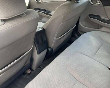 Хонда Цивик 2013 в Чернигове на Automoto.ua Белый Хонда Цивик, объемом двигателя 1.8 л и пробегом 227 тыс. км за 9000 $, фото 4 на Automoto.ua