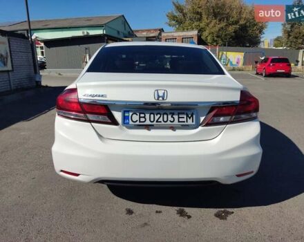 Хонда Цивик 2014 в Чернигове на Automoto.ua Белый Хонда Цивик, объемом двигателя 1.8 л и пробегом 168 тыс. км за 9900 $, фото 3 на Automoto.ua