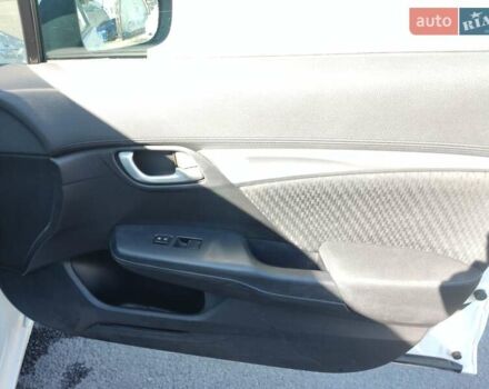 Хонда Цивик 2014 в Чернигове на Automoto.ua Белый Хонда Цивик, объемом двигателя 1.8 л и пробегом 168 тыс. км за 9900 $, фото 29 на Automoto.ua