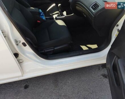 Хонда Цивик 2014 в Чернигове на Automoto.ua Белый Хонда Цивик, объемом двигателя 1.8 л и пробегом 168 тыс. км за 9900 $, фото 30 на Automoto.ua