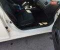 Хонда Цивик 2014 в Чернигове на Automoto.ua Белый Хонда Цивик, объемом двигателя 1.8 л и пробегом 168 тыс. км за 9900 $, фото 30 на Automoto.ua