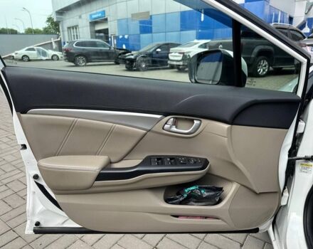 Белый Хонда Цивик, объемом двигателя 1.5 л и пробегом 222 тыс. км за 12290 $, фото 26 на Automoto.ua