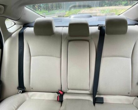 Белый Хонда Цивик, объемом двигателя 2 л и пробегом 95 тыс. км за 11800 $, фото 6 на Automoto.ua