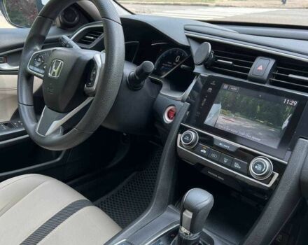 Белый Хонда Цивик, объемом двигателя 2 л и пробегом 95 тыс. км за 11800 $, фото 4 на Automoto.ua