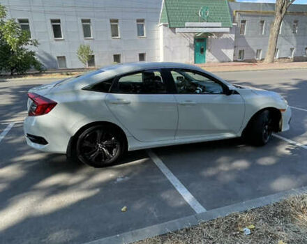 Белый Хонда Цивик, объемом двигателя 2 л и пробегом 67 тыс. км за 13900 $, фото 6 на Automoto.ua