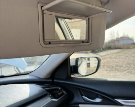 Белый Хонда Цивик, объемом двигателя 2 л и пробегом 101 тыс. км за 13800 $, фото 8 на Automoto.ua