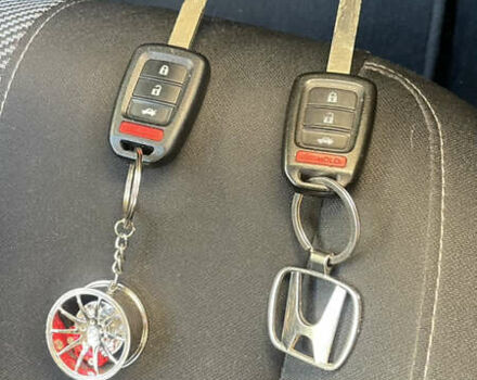 Белый Хонда Цивик, объемом двигателя 2 л и пробегом 67 тыс. км за 13900 $, фото 20 на Automoto.ua