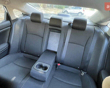 Белый Хонда Цивик, объемом двигателя 2 л и пробегом 67 тыс. км за 13900 $, фото 13 на Automoto.ua